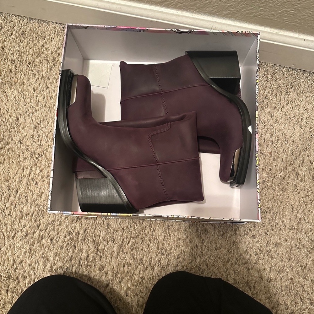 Jeffrey Campbell - Picture 4 of 5